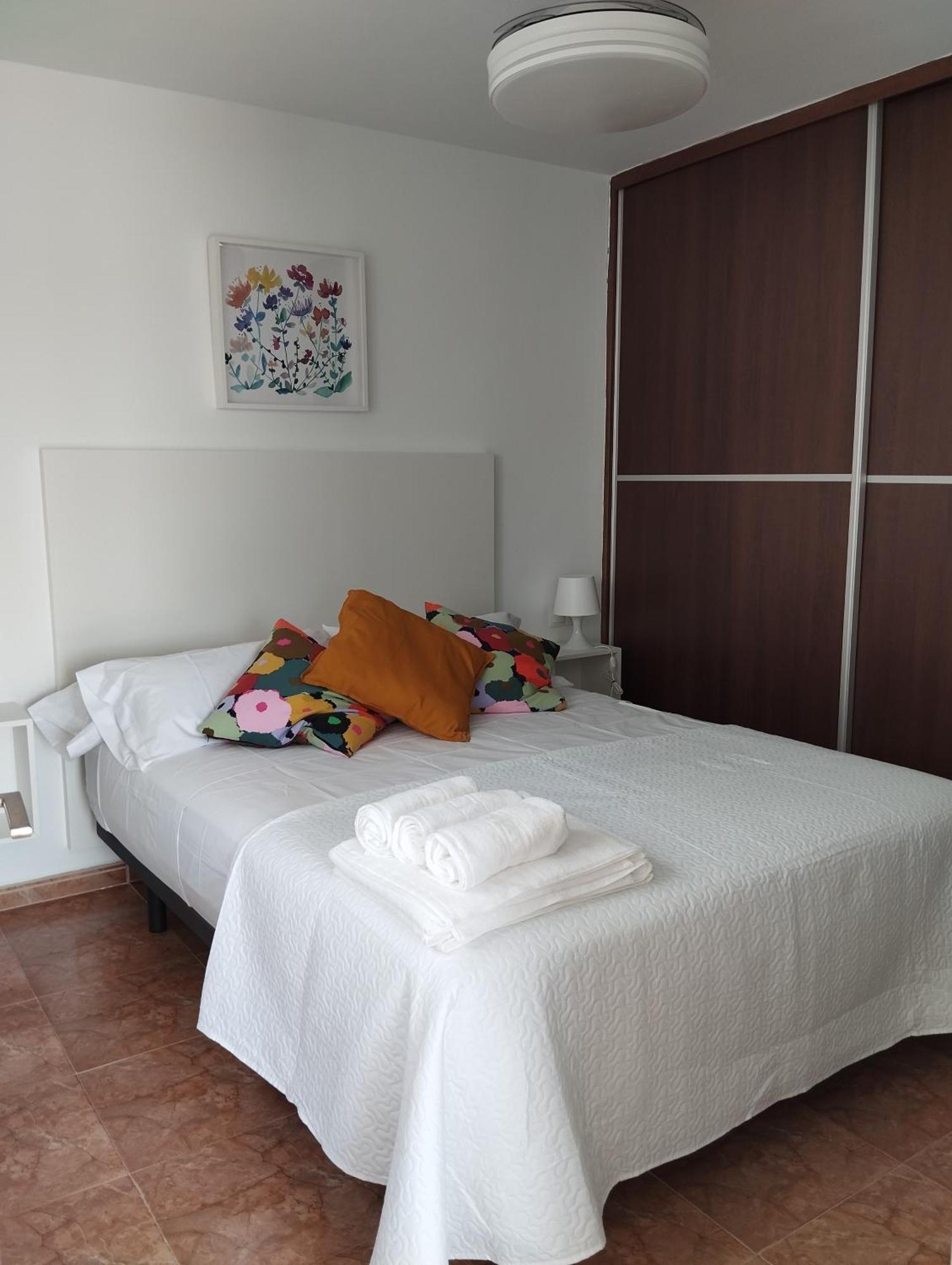 Apartamento Lidia Planta 2, La Carihuela 1ª Linea Playa, Vistas Mar, Buhardilla 1 Dormitorio, 40 M2, 1-3 Huesped, Terraza, Wifi Τορρεμολίνος Εξωτερικό φωτογραφία